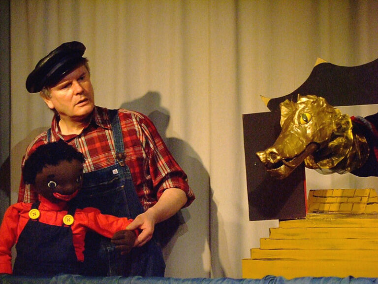 Jim Knopf und die Wilde 13 | Figurentheater ab 5 Jahren. | Theater Tredeschin