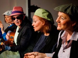 50 Jahr blondes Haar | Politik und Schlager seit den 30er-Jahren | Wortkino/Dein Theater