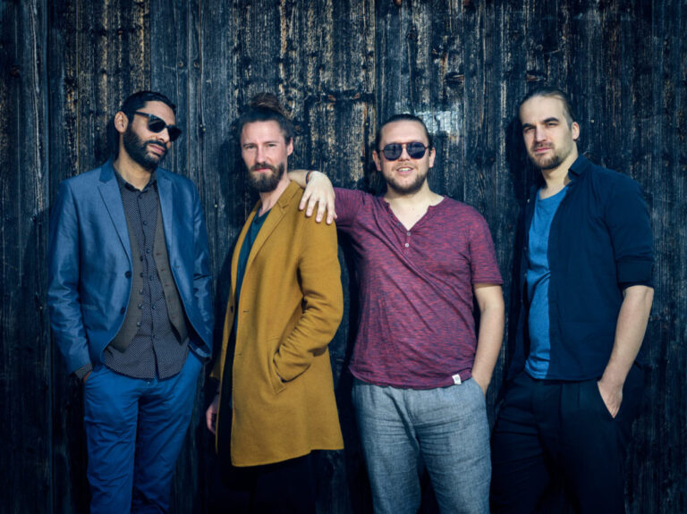 Beyond Borders | Beatles go Egypt | Theater La Lune