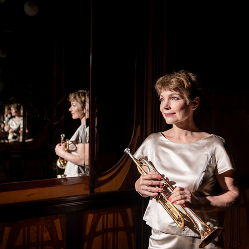 THEATERstuttgart | Hildegard Knef – Lieder und Leben eines Weltstars  mit Antje Rietz und Band | Komödie im Marquardt