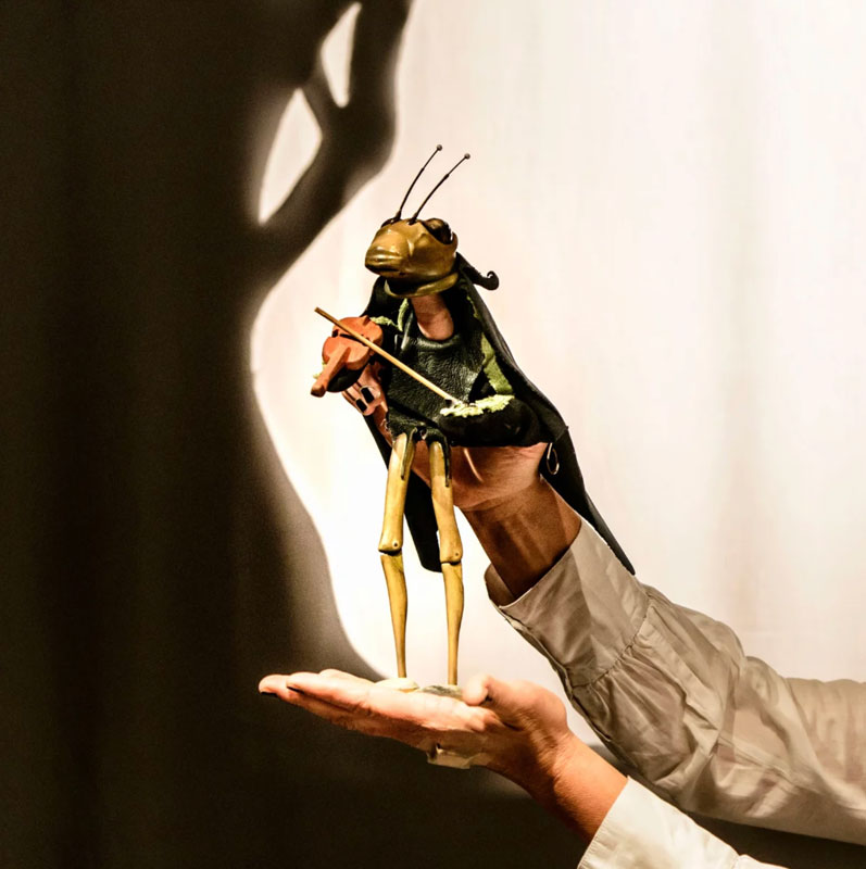 THEATERstuttgart | Das Lied der Grille | Sonntag, 05.07.2026 | 15:00 Uhr | Theater in der Badewanne