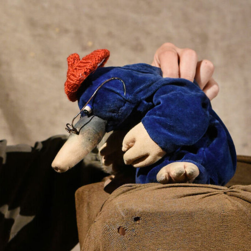 THEATERstuttgart | Vom kleinen Maulwurf, der wissen wollte, wer ihm auf den Kopf gemacht hat | Samstag, 03.10.2026 | 15:00 Uhr | Theater in der Badewanne